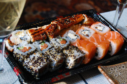 marilynga:  I love sushiiiii <3