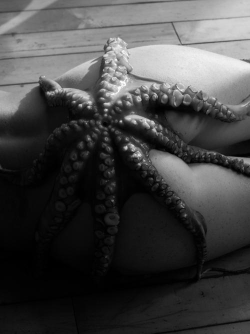 hushaby:  Reclining Nude With Octopus, Valerie Zsvej, Selfportrait