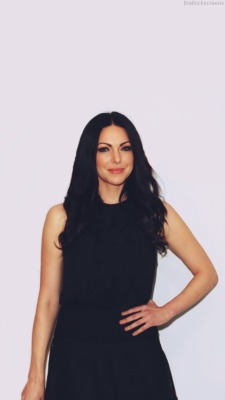 thatlockscreens:    Laura Prepon |lockscreens|