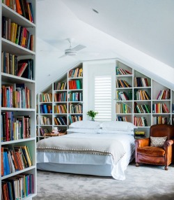 bluepueblo:  Bedroom Library, Sydney, Australia photo via rebecca