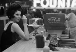 the60sbazaar:New York diner c.1962