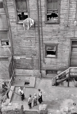 k-a-t-i-e-:  “Slums in Pittsburgh, Pennsylvania.” July, 1938