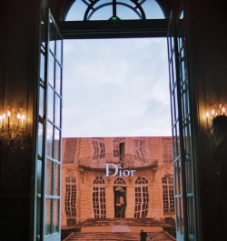 naimabarcelona:  Chez Dior 