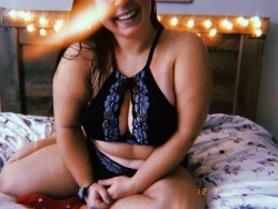 littleshakespeareanbaby:  Nothing like a smile and some non-nippley