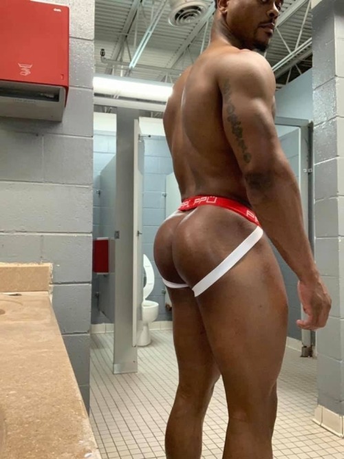 hot hunks and bubble butts