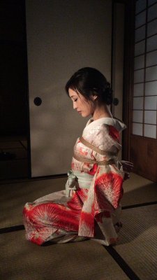 japanesebdsmofficial:Shibari Naka AkiraModel Hana Kano
