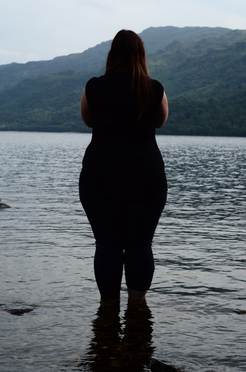 bigcutieholly:bigcutieholly:some of my fave pics of me taken a while back at Loch Lomond :)Check out my blog at holly.bigcuties.com to see some of these (before) pics alongside pics of me nowâ€¦ I canâ€™t believe the difference x