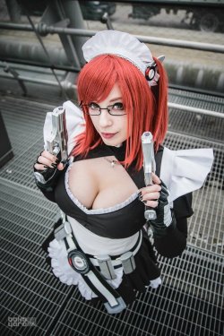 sharemycosplay:  #Cosplayer @KanaCosplay with a totally cool