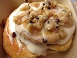 im-horngry:  Vegan Cinnamon Rolls - As Requested!Cookie Dough