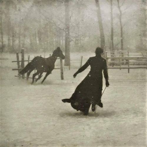Lady and her horse on a snowy day in 1899. Photograph by Félix