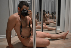 furryartist:  Self Photography I’m not sure how narcissistic