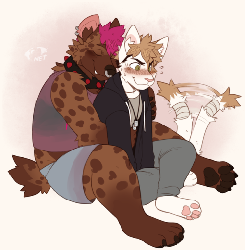 toddnet: also some gay stuff of my alt fursona featuring my boyfriend wire and my friend bita