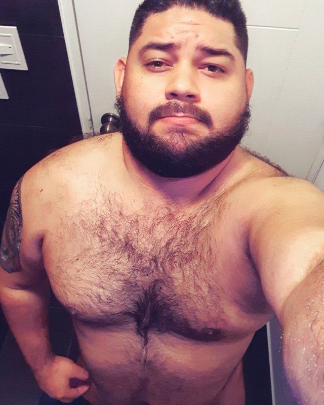 bear-hairy:Déjanos tu comentario 🐻. Rebloguea y comparte
