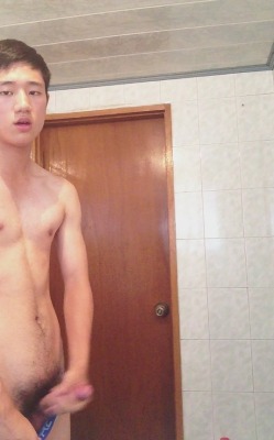 batvisto:  korean cam boy 