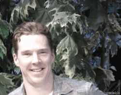 benedict-the-cumbercookie:  Benedict Cumberbatch smiling and