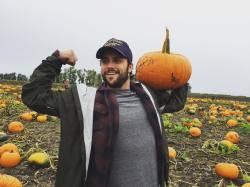 potatoheart:  jackfalahee: “When people ask me if I lift”