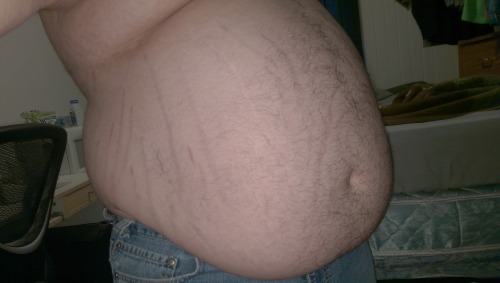 fatfoxinch:  Slowly growing larger.  Lovely proportions