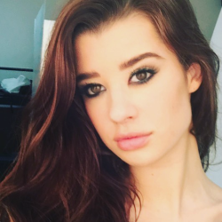 exposedaflike4real:  Sarah Rose Mcdaniel / Krotchy 