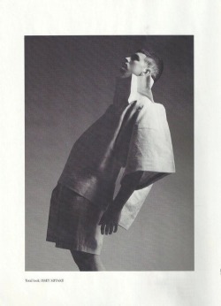 pradamiuccia:  FLY WITH ISSEY„„„„„Issey Miyake 