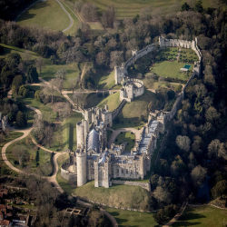 arw126kc135:Arundel Castle by billnbrooks on Flickr.