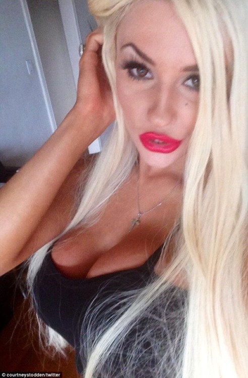 Courtney Stodden. First she had a nice big set of implants installed, now she added cocksucker lips. Add she dresses like the perfect bimbo. While her husband is old, he is one lucky fucker. Nice Job Baby!