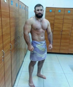 Follow my two hairy men blogs:http://sambrcln.tumblr.comhttp://hairysex.tumblr.com
