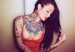 i-asked-for-more-tatooed-babes:  i-asked-for-more-tatooed-babes