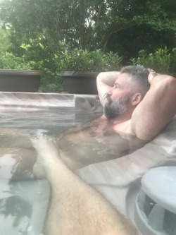 sean-p3:  durak42:  @sean-p3 relaxing in a steamy tub.  It’s