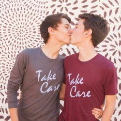 A blog about gay love and intimacy.. and a little 