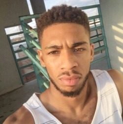 rosetheconqueror:  randomgayyyblog:  realblackmenexposed:  -