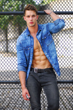 un-necessary-nudity:  Christian Hogue 4 