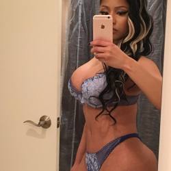 kingcosmo3:  Nicki Minaj 