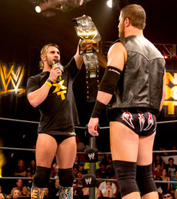 fishbulbsuplex:  NXT Heavyweight Champion Seth Rollins vs. Michael