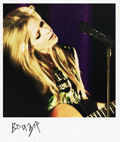 dearlavigne:  Some countries of The black star tour 2011/2012