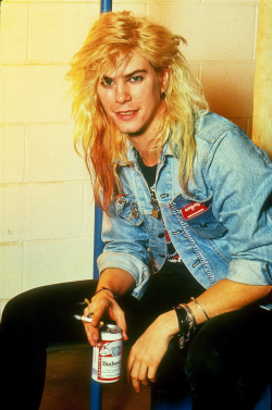 duffvodkagan:  Guns N’ Roses by Michael Johansson, December