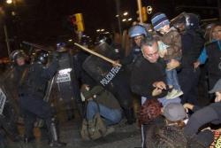 zenec:  Police brutality in today’s protests, Mexico 20/11/14