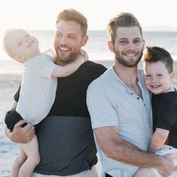 peek-a-dillo:   Model parents Devon and Rob and their two beautiful