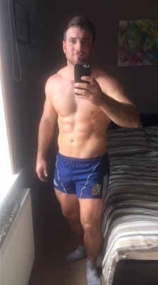 rugbyplayerandfan:  Rugby players, hairy chests, locker rooms