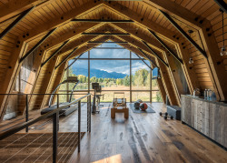 stylish-homes:  Amazing home gym overlooking the Snake River