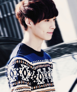 lonlyxing:  56/∞ edits of Zhang Yixing     