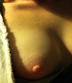 Jimidave’s sexy wife. Love perky little titties