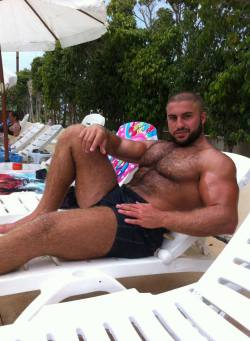 hairyturkishgaymachos:  BIG  MUSCLE TURKISH BEAR Hairy manly