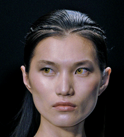  Danni Li @ Aminaka Wilmont, F/W 2011 