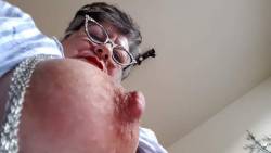super-granny-lick:nice suckable nippples