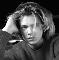 90sclubkid:  (River Phoenix by Timothy White)Remembering River