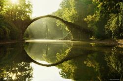 scared-of-clouds:You know how some bridges just fit seamlessly