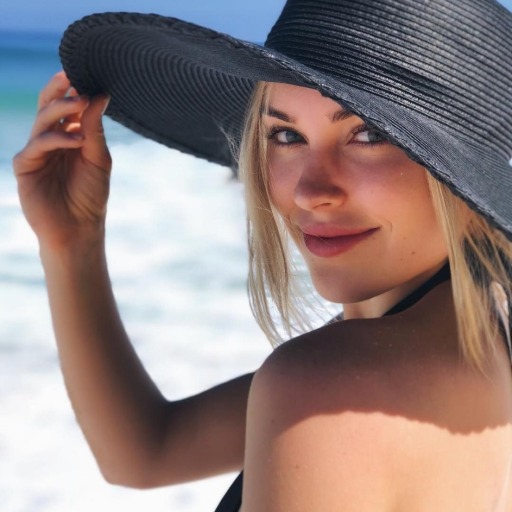 ladyloveisbest:jennyssapphicheaven-deactivated:I love the slow