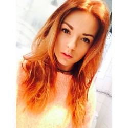 littledips:  🍊🍊🍊  Amazing hair colour. Mesmerising.