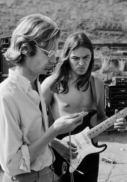 sirpeter64:  Danger Dave Gilmour at Pompei. 1971. The best rock