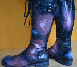 commandervictoriashepard:   magicallyimprobable:  Space boots